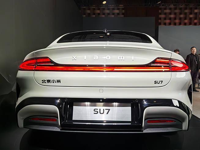 小米汽车suv_纵览小米汽车SU7 Max的性能优势_小米汽车优点