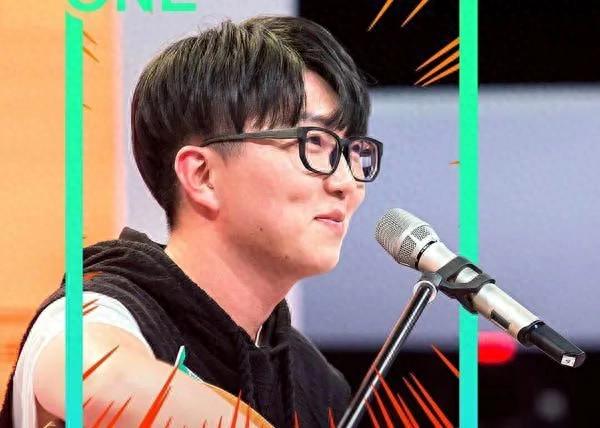 音乐大师华晨宇_华晨宇被音乐教授怼_华晨宇将参与音乐教育活动，关注未来音乐人才